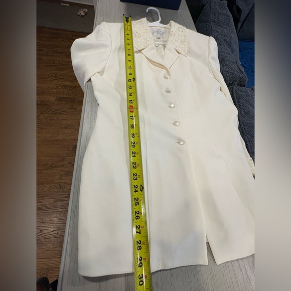Lord & Taylor Ivory Blazer with Lace Accents - Picture 7 of 14